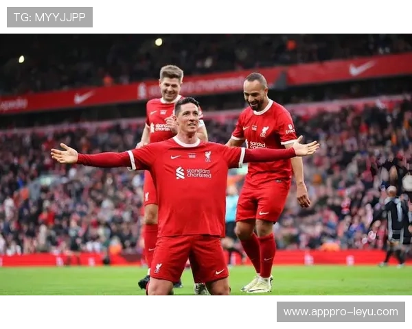 杰拉德恐因伤缺席英瑞友谊赛？利物浦队魂迎百场里程碑，膝伤检查成关键