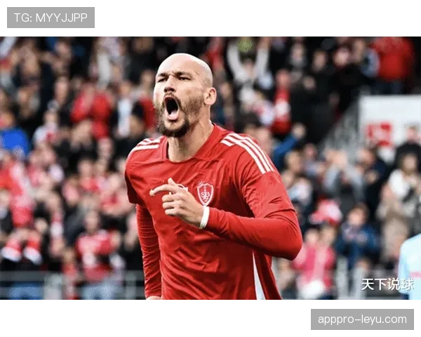 马赛控球制胜，强势冲击法甲冠军