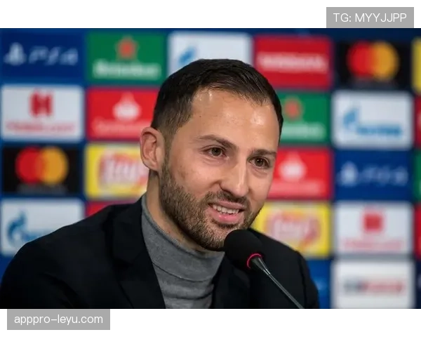 沙尔克球员状态回暖，强势表现助球队重返争冠行列