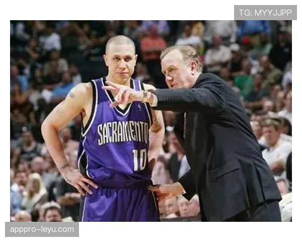 毕比挡拆突破拉开与库里节奏差距提升球队进攻端效率